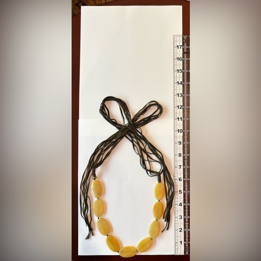 Elegant Yellow Pendant Necklace